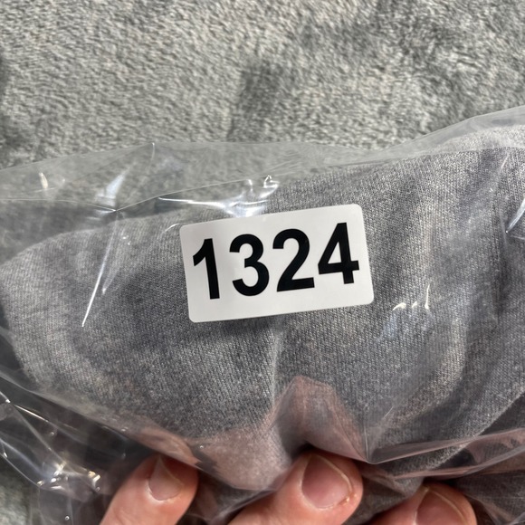 Nike Jogger Sweatpants Boys Medium Gray Fleece Athletic Lounge Pants - Picture 9 of 9